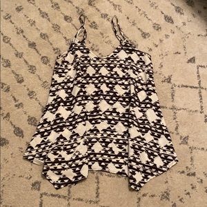 Printed sleeveless top